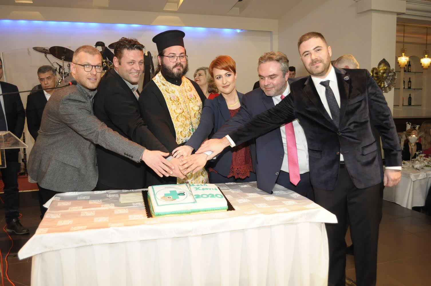 Χορός και κοπή πίτας του Φαρμακευτικού Συλλόγου Λάρισας